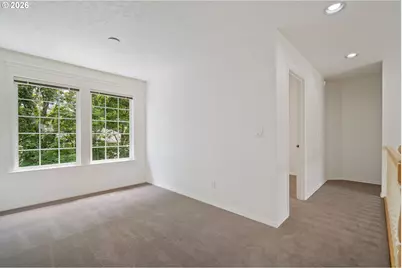 5710 Southwood Dr, Lake Oswego, OR 97035 - Photo 23
