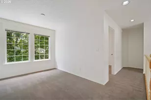 5710 Southwood Dr, Lake Oswego, OR 97035 - Photo 23