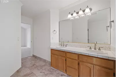 5710 Southwood Dr, Lake Oswego, OR 97035 - Photo 21
