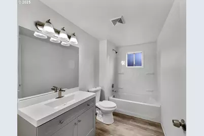 190 SE 32nd Ave, Hillsboro, OR 97123 - Photo 7