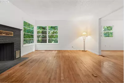 7575 SW Greenwood Dr, Portland, OR 97223 - Photo 5