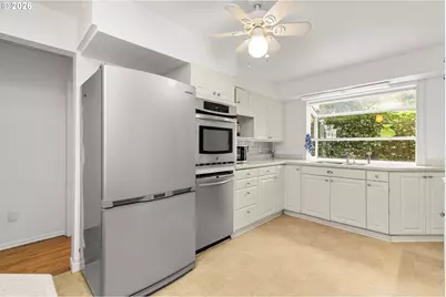 7575 SW Greenwood Dr, Portland, OR 97223 - Photo 23