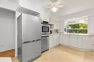 7575 SW Greenwood Dr, Portland, OR 97223 - Photo 23