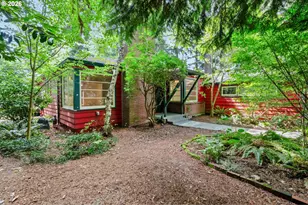 7575 SW Greenwood Dr, Portland, OR 97223 - Photo 43