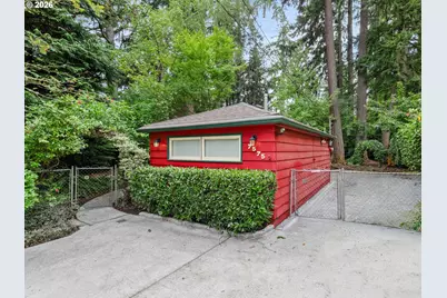 7575 SW Greenwood Dr, Portland, OR 97223 - Photo 1