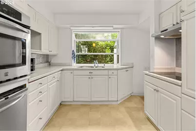 7575 SW Greenwood Dr, Portland, OR 97223 - Photo 25
