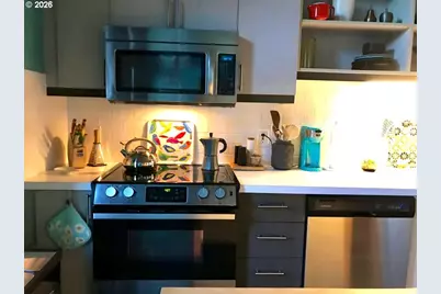 411 NW Flanders St, Portland, OR 97209 - Photo 25