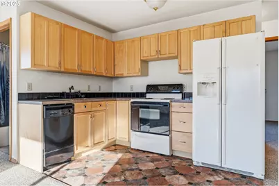 4201 Barrett Dr, Hood River, OR 97031 - Photo 11