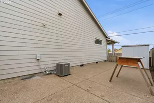 807 NE Pintail St, Silverton, OR 97381 - Photo 25