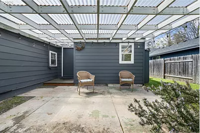 2421 Kincaid St, Eugene, OR 97405 - Photo 23