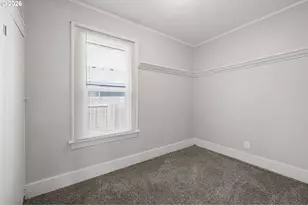 2421 Kincaid St, Eugene, OR 97405 - Photo 17