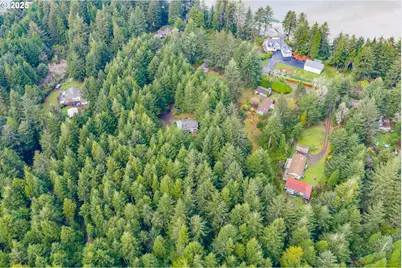 62299 Crown Point Rd, Coos Bay, OR 97420 - Photo 7