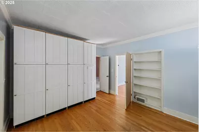 643 S 12th Ct, Coos Bay, OR 97420 - Photo 9