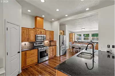 2999 Buena Crest Ln NE, Salem, OR 97303 - Photo 15