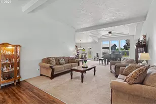 2999 Buena Crest Ln NE, Salem, OR 97303 - Photo 9