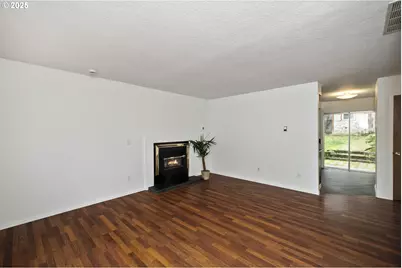 6551 SW Taylors Ferry Rd, Portland, OR 97223 - Photo 7