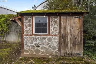 6551 SW Taylors Ferry Rd, Portland, OR 97223 - Photo 39