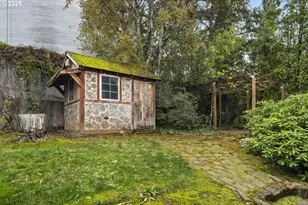 6551 SW Taylors Ferry Rd, Portland, OR 97223 - Photo 41