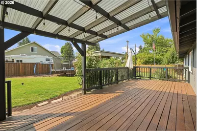 992 Travis Ave, Eugene, OR 97404 - Photo 33