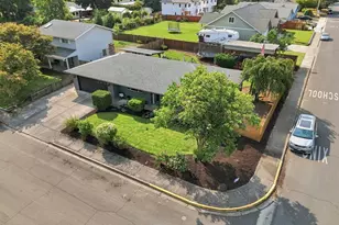 992 Travis Ave, Eugene, OR 97404 - Photo 41