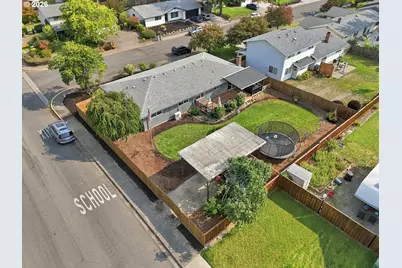992 Travis Ave, Eugene, OR 97404 - Photo 43