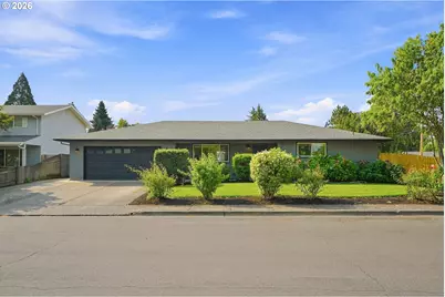 992 Travis Ave, Eugene, OR 97404 - Photo 1