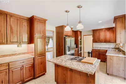7025 SW Hoodview Pl, Beaverton, OR 97008 - Photo 13