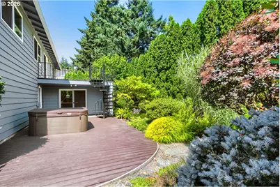 7025 SW Hoodview Pl, Beaverton, OR 97008 - Photo 27