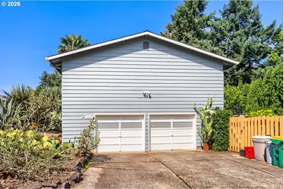 7025 SW Hoodview Pl, Beaverton, OR 97008 - Photo 25