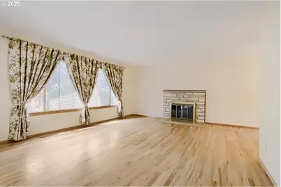 7025 SW Hoodview Pl, Beaverton, OR 97008 - Photo 5