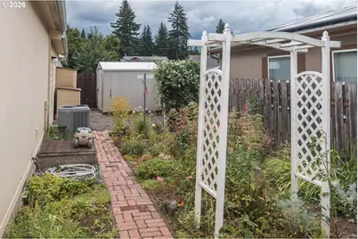 119 SE 216th Ave, Gresham, OR 97030 - Photo 25