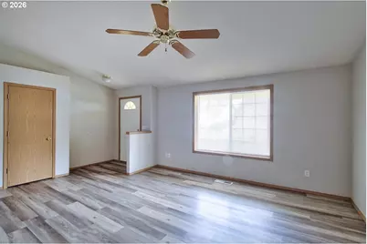 16305 NE 37th Cir, Vancouver, WA 98682 - Photo 5