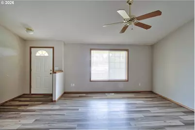 16305 NE 37th Cir, Vancouver, WA 98682 - Photo 7