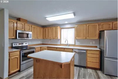 16305 NE 37th Cir, Vancouver, WA 98682 - Photo 13