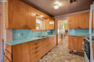 6026 SE 84th Ave, Portland, OR 97266 - Photo 13