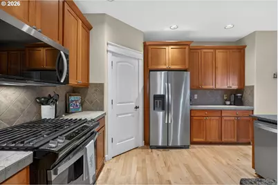 17165 SW King Richard Ct, Sherwood, OR 97140 - Photo 5