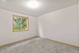 908 SE Clark Ave, Battle Ground, WA 98604 - Photo 9