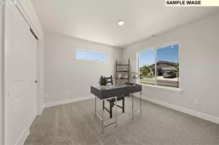 878 NE Laurel Springs Dr, Hermiston, OR 97838 - Photo 5