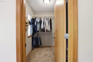 2320 NW Meadows Dr, McMinnville, OR 97128 - Photo 17