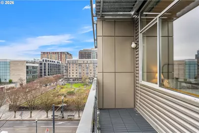 1125 NW 9th Ave #526, Portland, OR 97209 - Photo 15