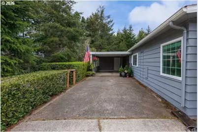 1600 Rhododendron Dr #405, Florence, OR 97439 - Photo 5