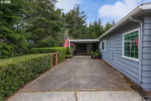 1600 Rhododendron Dr, Florence, OR 97439 - Photo 5
