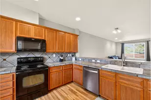 7822 SW Dune Grass Ln, Tigard, OR 97224 - Photo 13