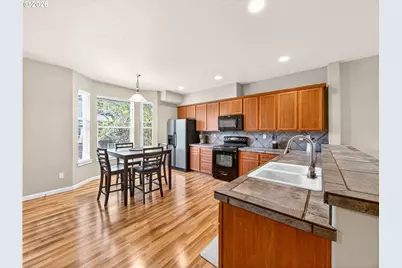 7822 SW Dune Grass Ln, Tigard, OR 97224 - Photo 11