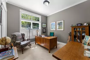 14261 Uplands Dr, Lake Oswego, OR 97034 - Photo 19