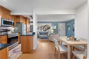 8682 N Willamette Blvd, Portland, OR 97203 - Photo 21
