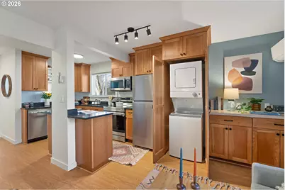 8682 N Willamette Blvd, Portland, OR 97203 - Photo 13