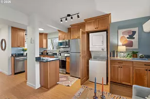 8682 N Willamette Blvd, Portland, OR 97203 - Photo 13