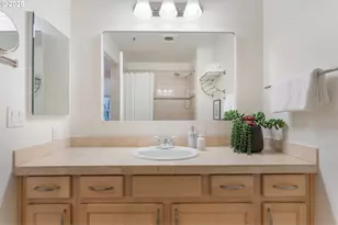 1500 SW Park Ave, Portland, OR 97201 - Photo 11