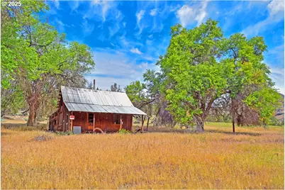 45469 Wall Creek Rd, Monument, OR 97864 - Photo 9